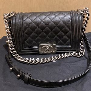 Small Chanel Boy Bag - caviar leather & ruthenium finish hardware